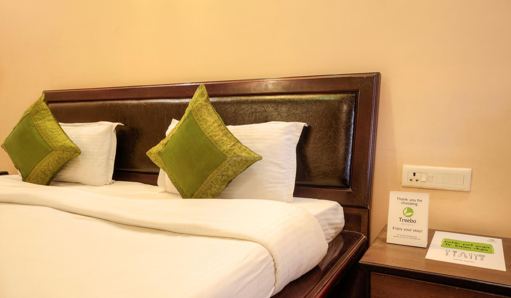 Treebo Shivam Inn Near Singapore Mall Лакхнау Екстер'єр фото
